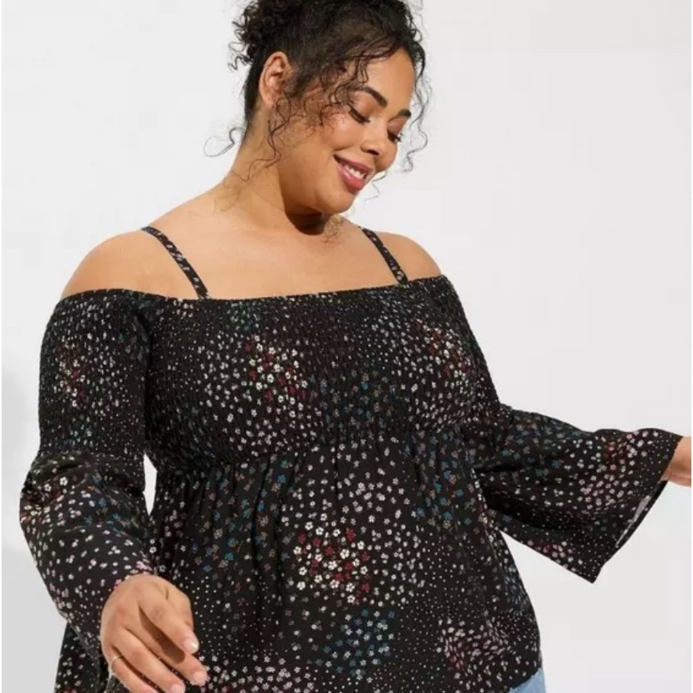 Torrid Black Multicolor Off-Shoulder Blouse
